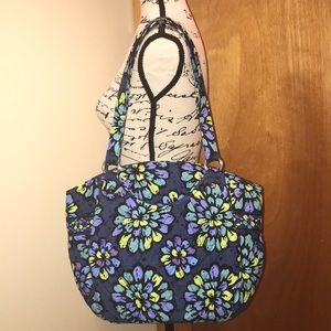 EUC Vera Bradley Bag in Indigo Pop